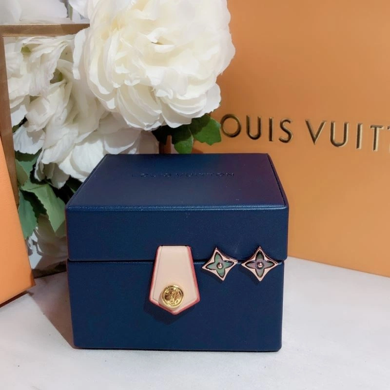 Tailored Louis Vuitton Earrings 251707