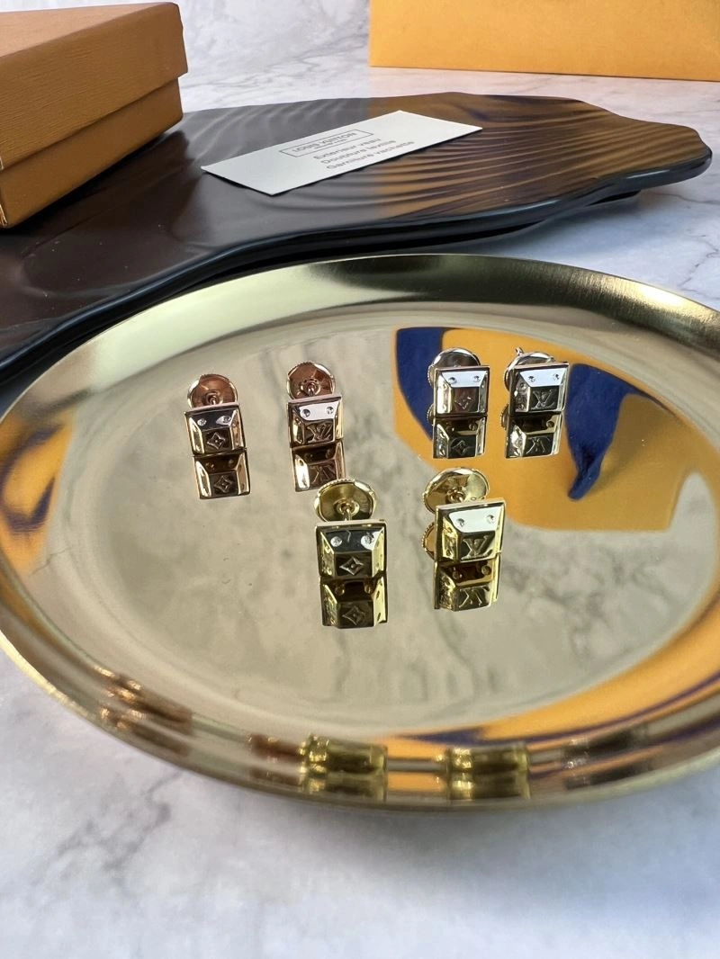 Classic Louis Vuitton Earrings 251709
