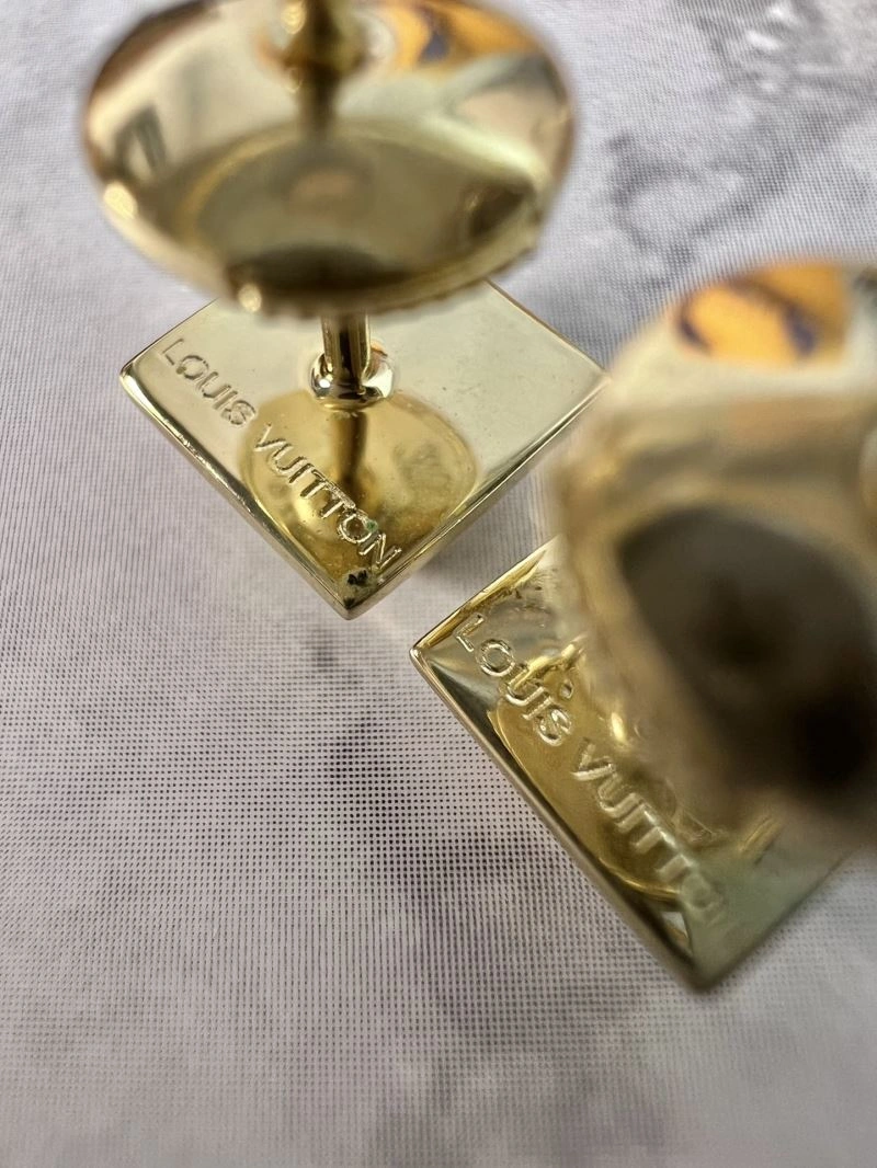 Classic Louis Vuitton Earrings 251709