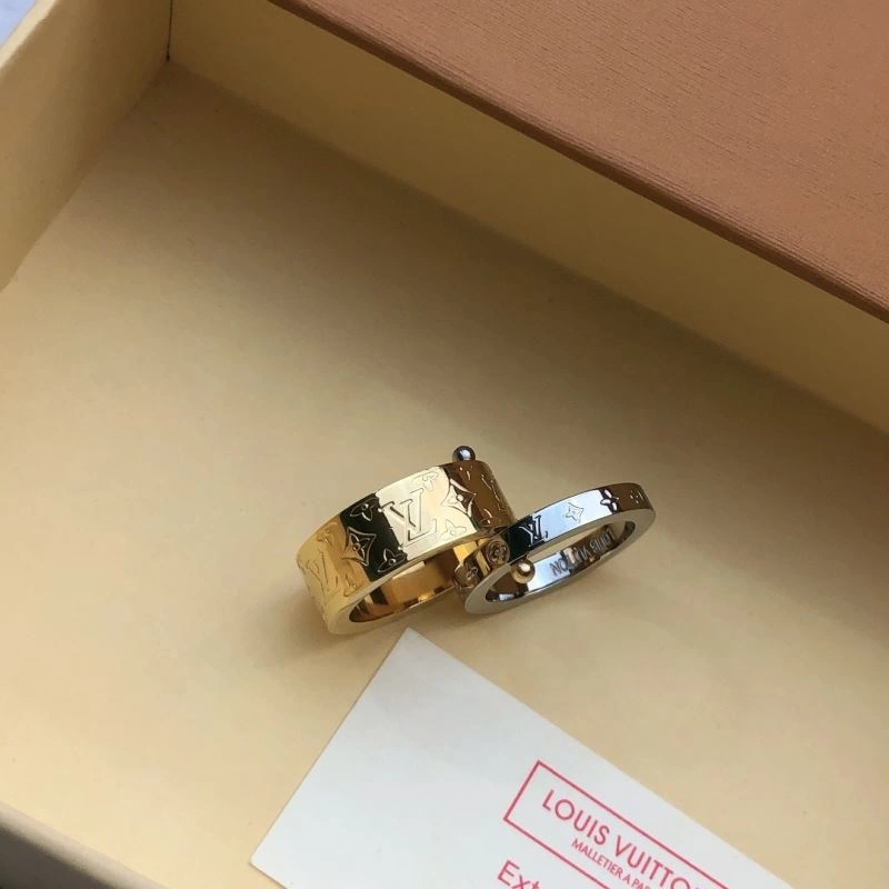 Louis Vuitton Earrings Lightweight 251532