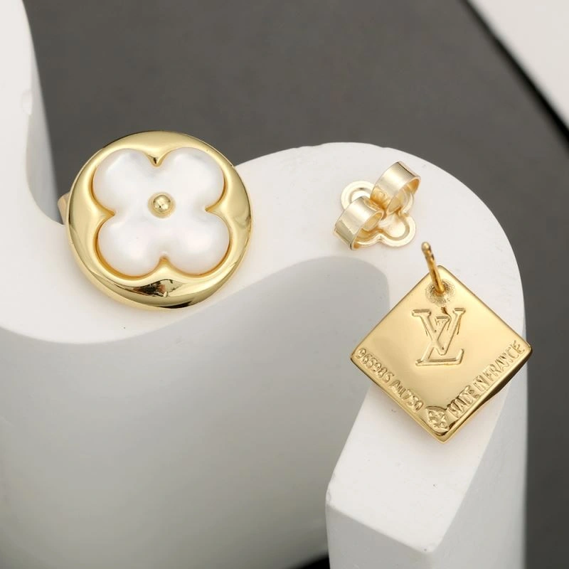 Seasonal Louis Vuitton Earrings 251541