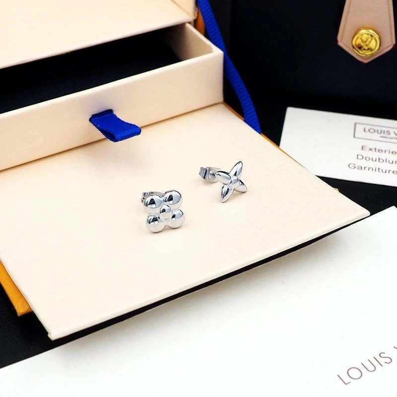 Louis Vuitton Earrings WaterResistant 251088