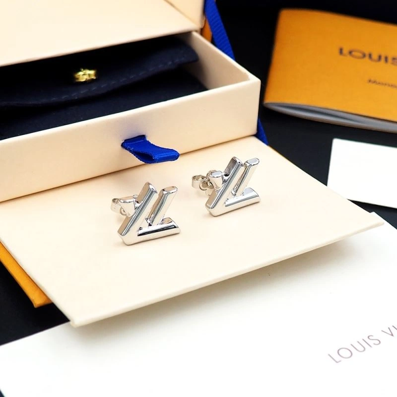 Louis Vuitton Earrings Attractive 251089