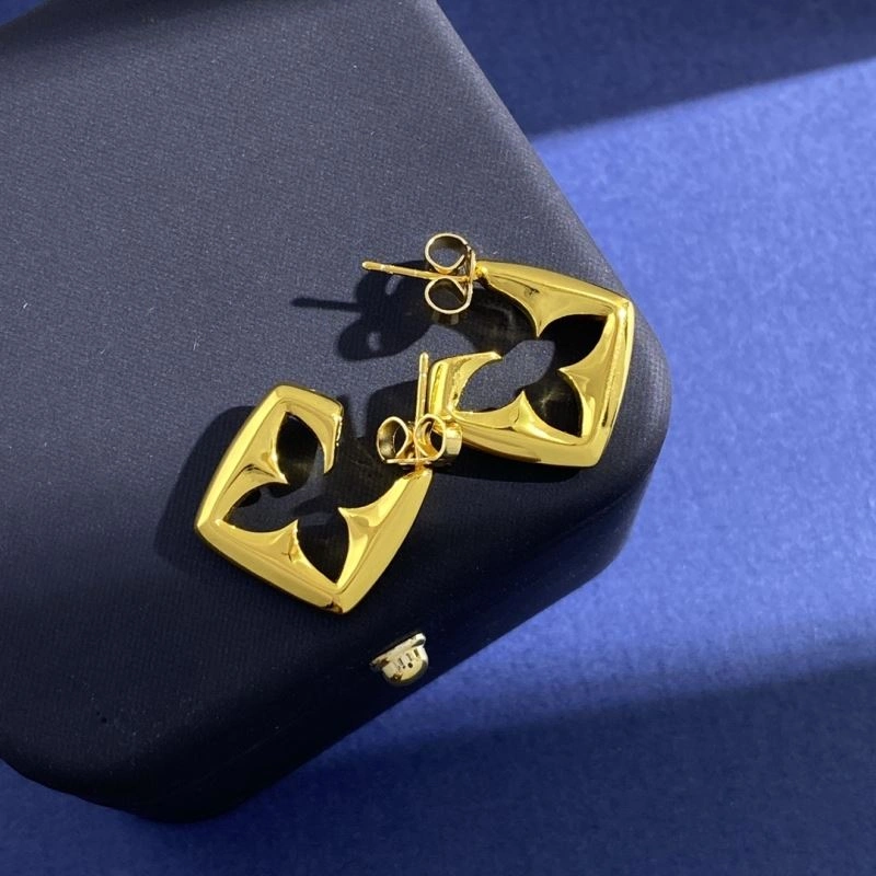 Minimalist Louis Vuitton Earrings 250935