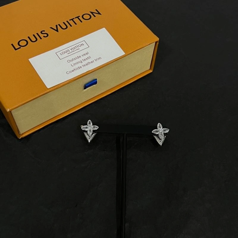 Louis Vuitton Earrings WaterResistant 250910