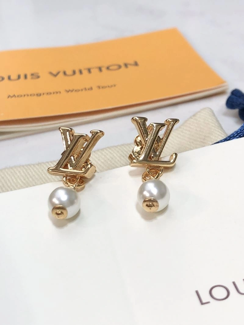 Louis Vuitton Earrings SmoothTexture 250908