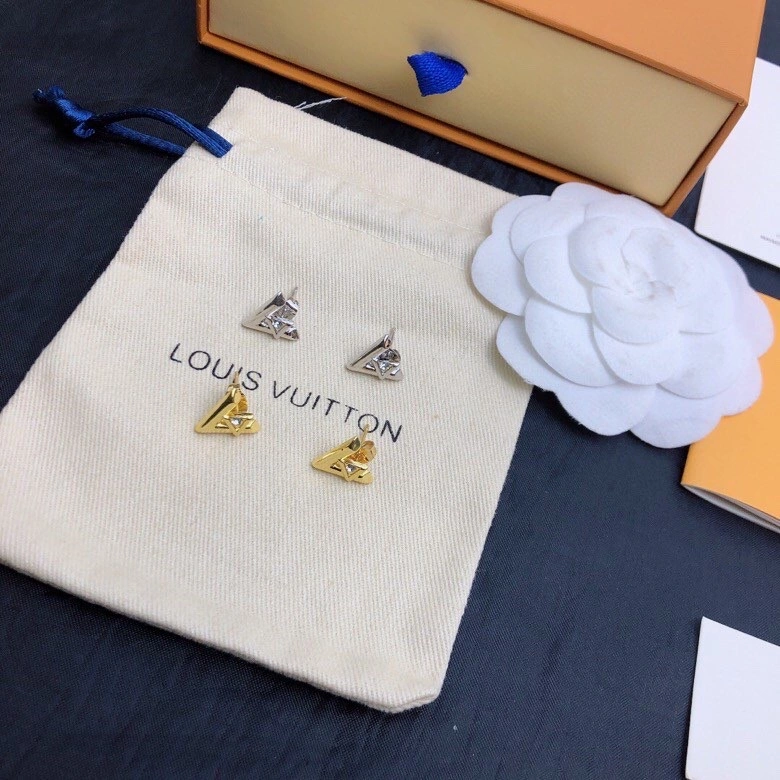 Louis Vuitton Earrings Chic 250931