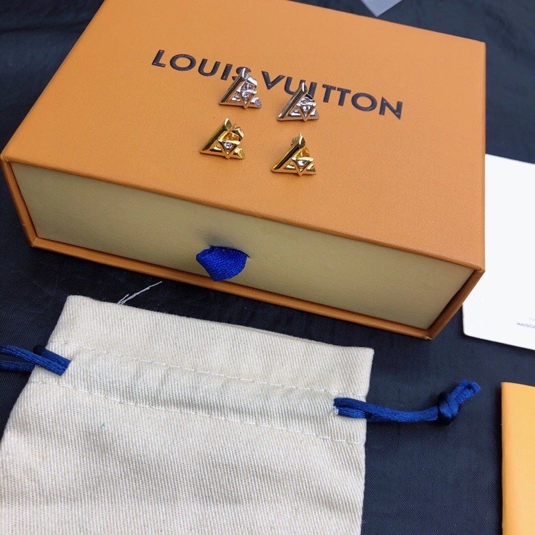 Louis Vuitton Earrings Chic 250931