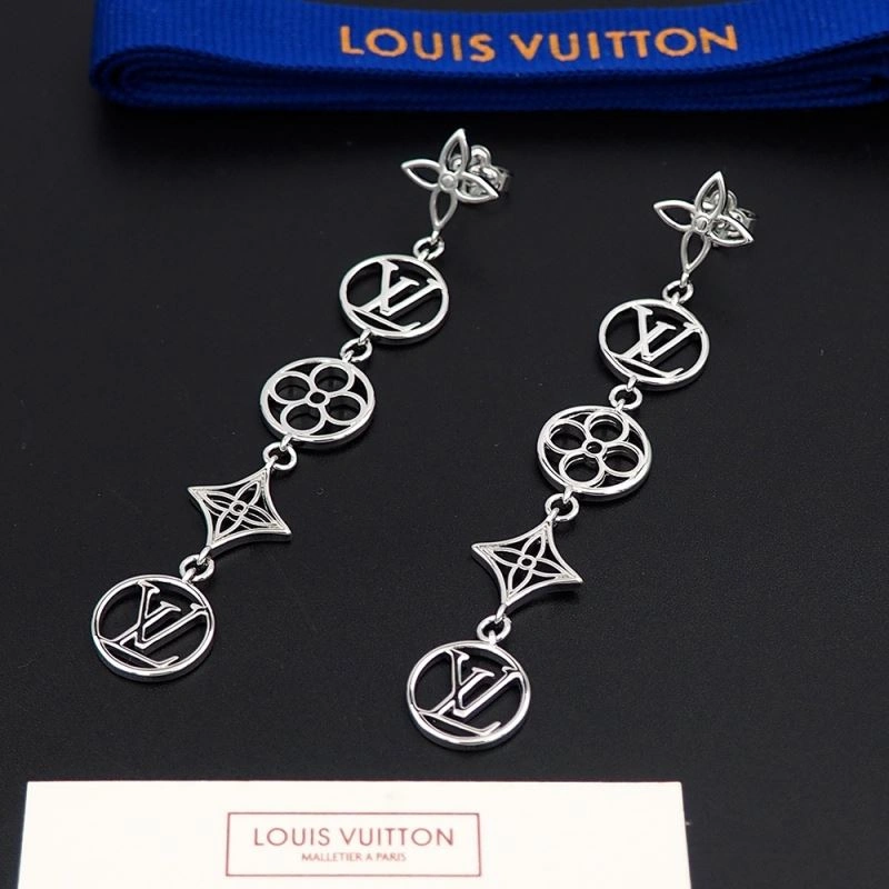UrbanChic Louis Vuitton Earrings 250669