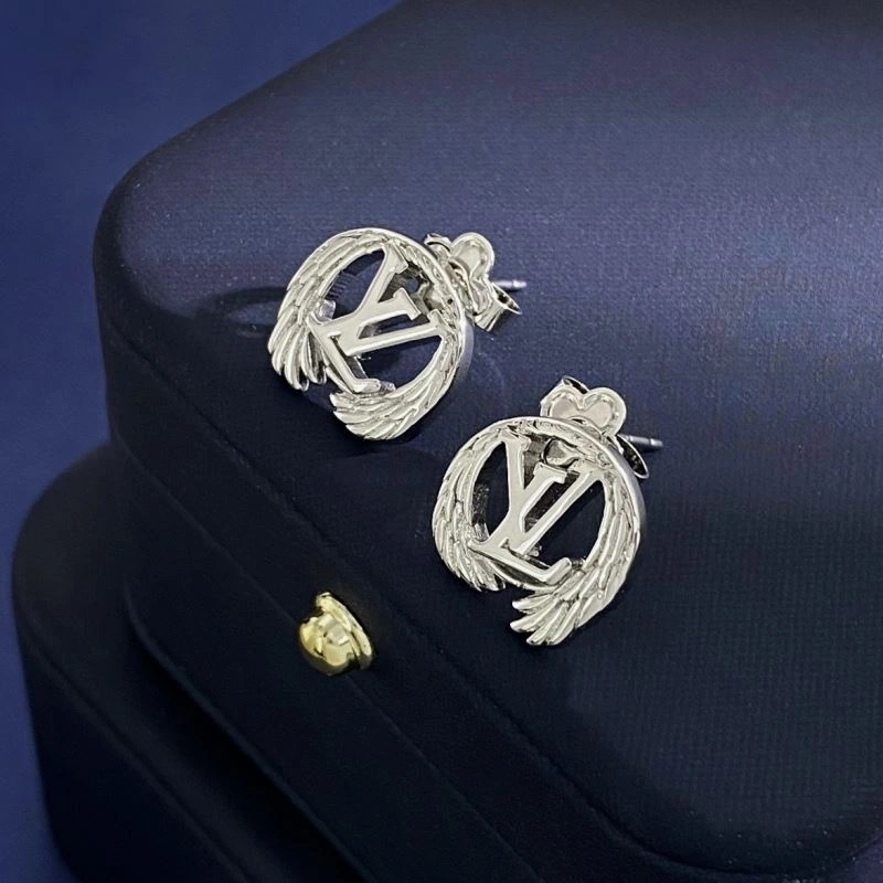 Louis Vuitton Earrings Elegant 250659