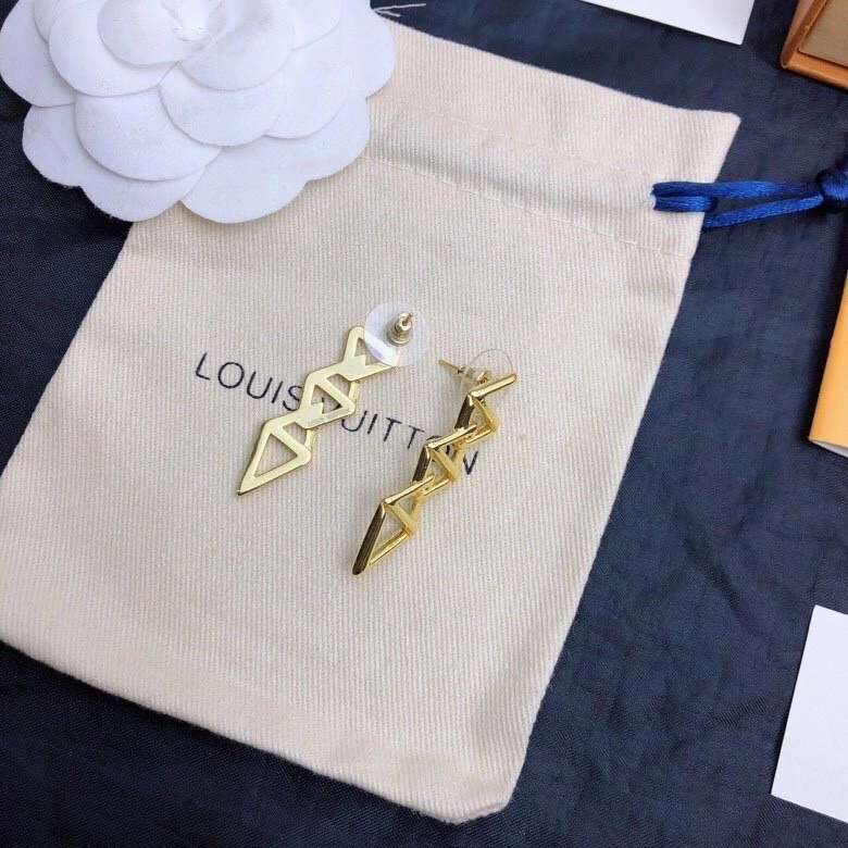 Sporty Louis Vuitton Earrings 250661