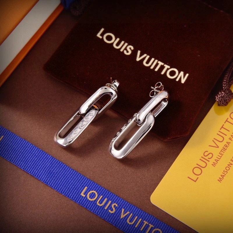 Louis Vuitton Earrings Effortless 250653