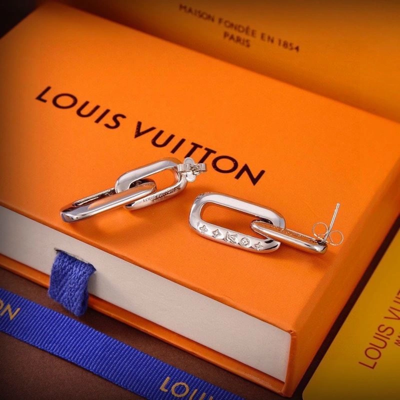 Louis Vuitton Earrings Effortless 250653