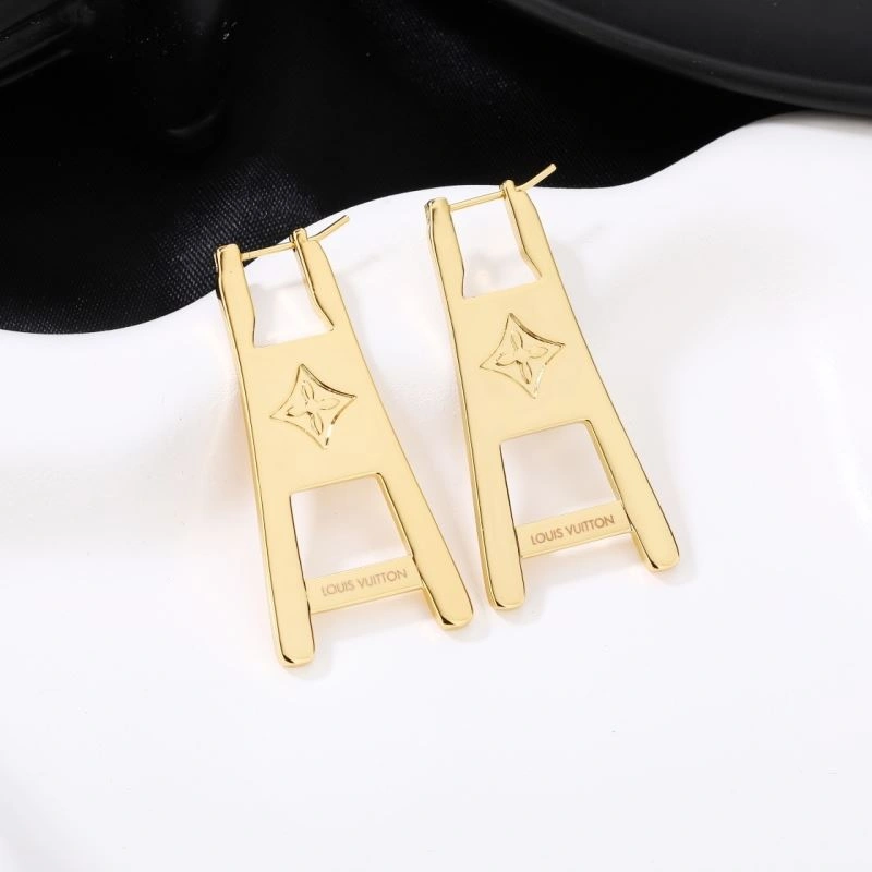 WellDesigned Louis Vuitton Earrings 250651