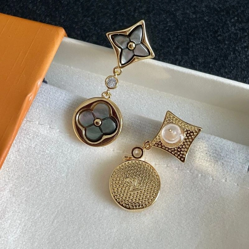 Louis Vuitton Earrings Youthful 250646