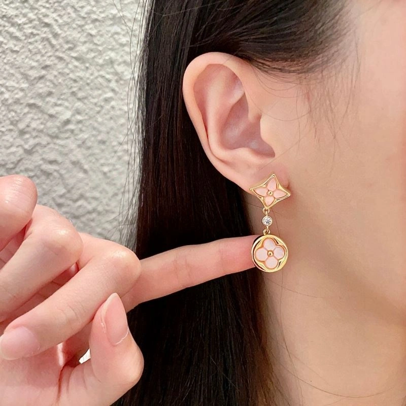 Unisex Louis Vuitton Earrings 250644