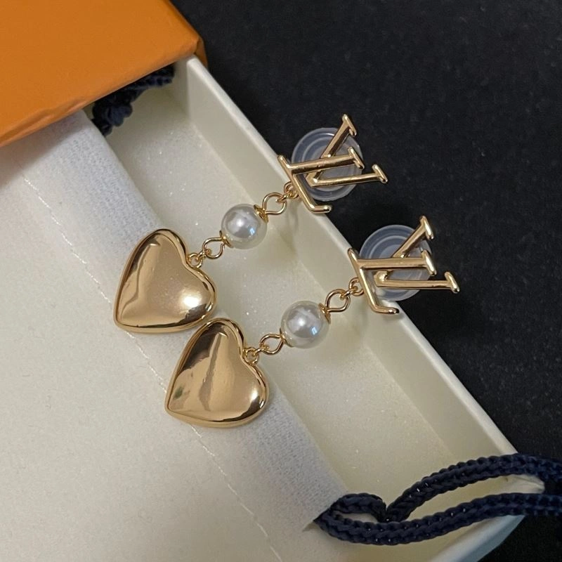 Effortless Louis Vuitton Earrings 250626
