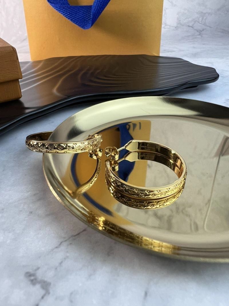 Louis Vuitton Earrings StreetReady 250629