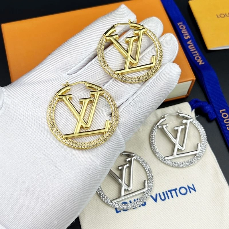 Louis Vuitton Earrings Sophisticated 250630