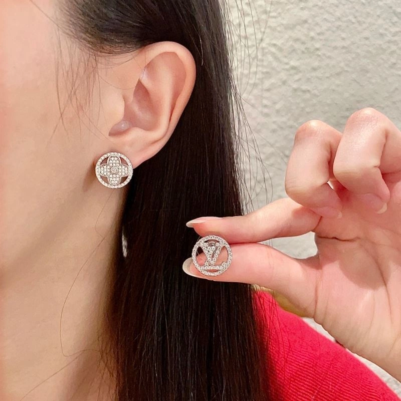 Louis Vuitton Earrings TimelessDesign 250637