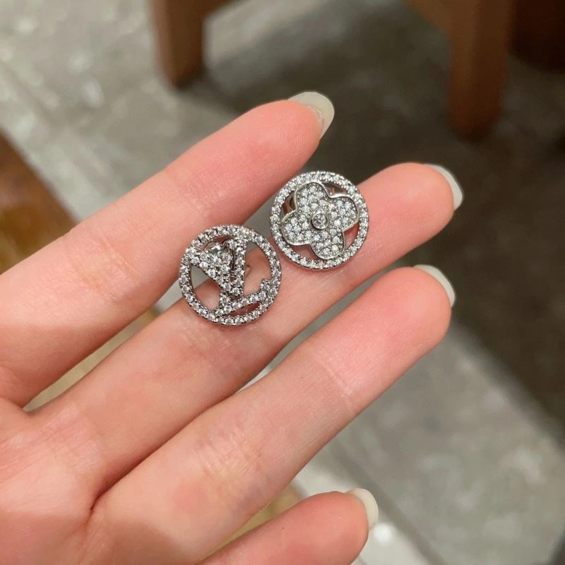 Louis Vuitton Earrings TimelessDesign 250637