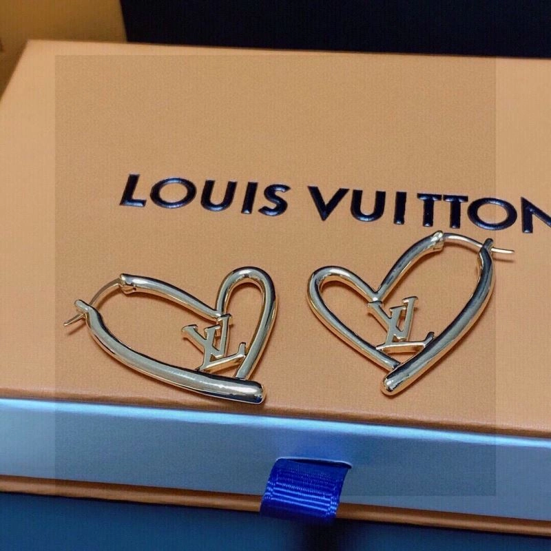 Casual Louis Vuitton Earrings 250636