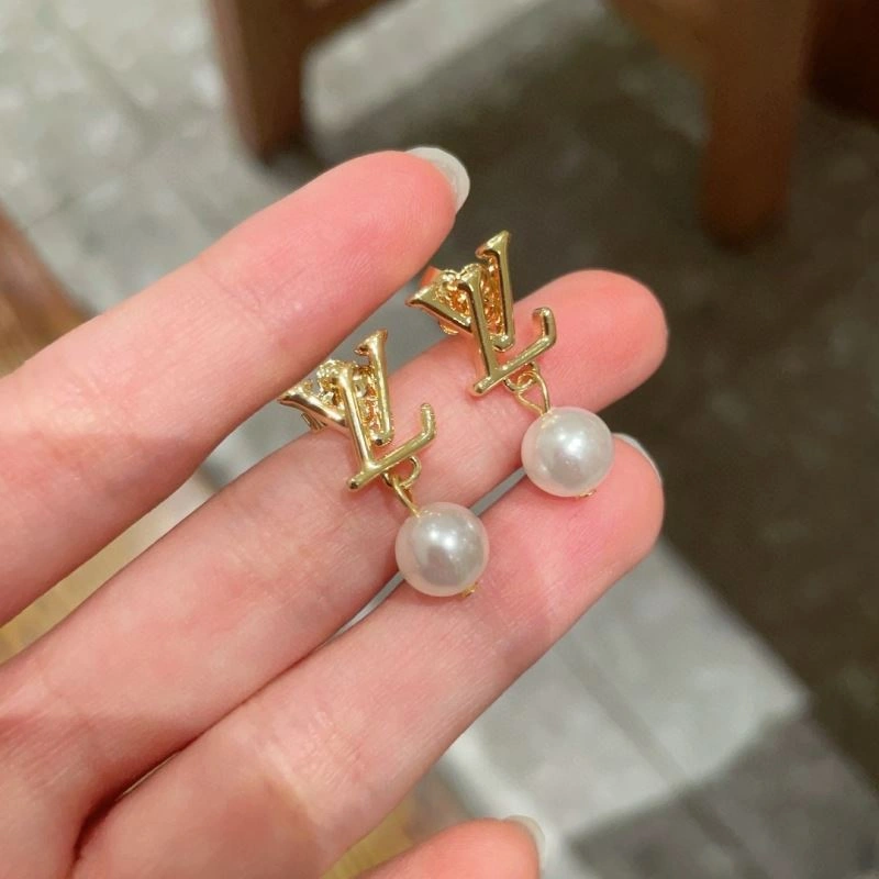 GoodFit Louis Vuitton Earrings 250635