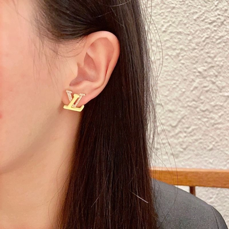 Comfortable Louis Vuitton Earrings 250628