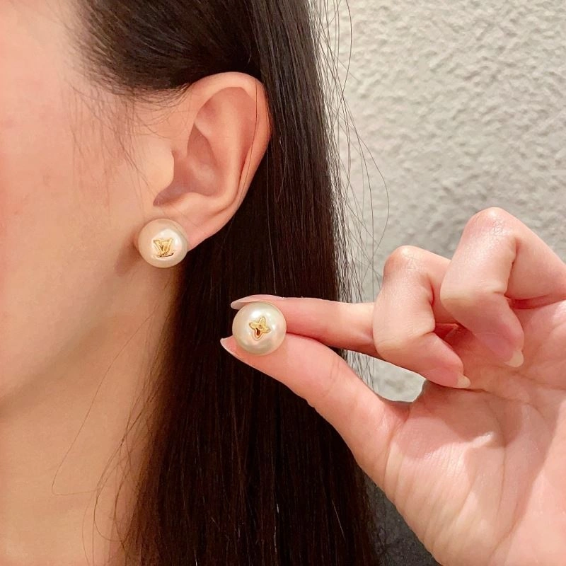 Louis Vuitton Earrings Snug 250616