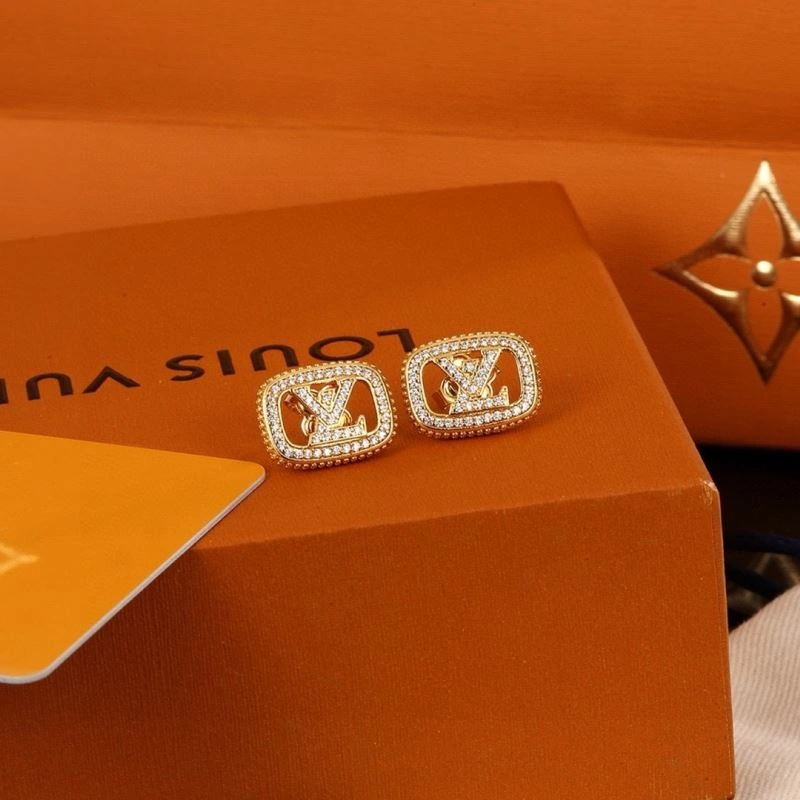 Louis Vuitton Earrings Sleek 250620