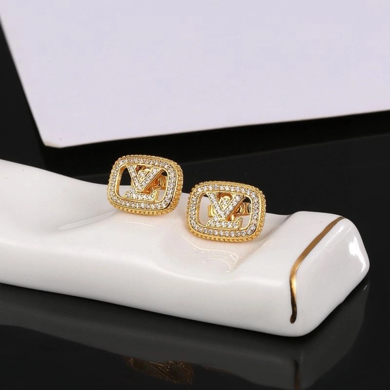 Louis Vuitton Earrings Sleek 250620
