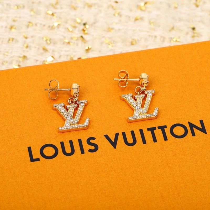 Sleek Louis Vuitton Earrings 250607