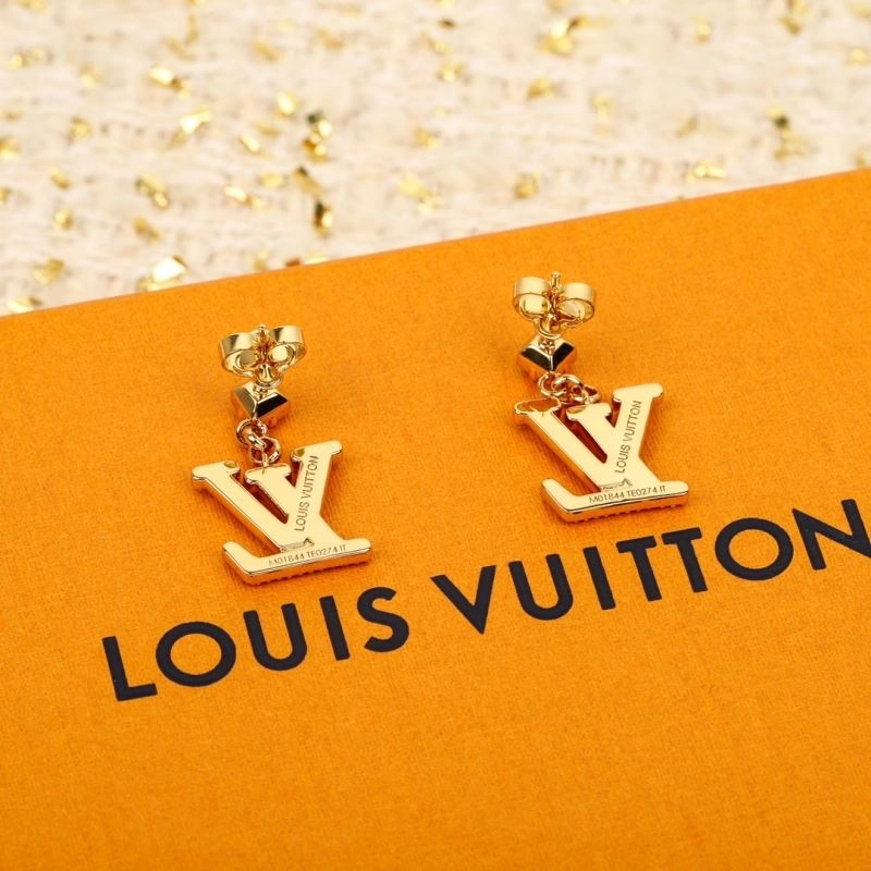 Sleek Louis Vuitton Earrings 250607