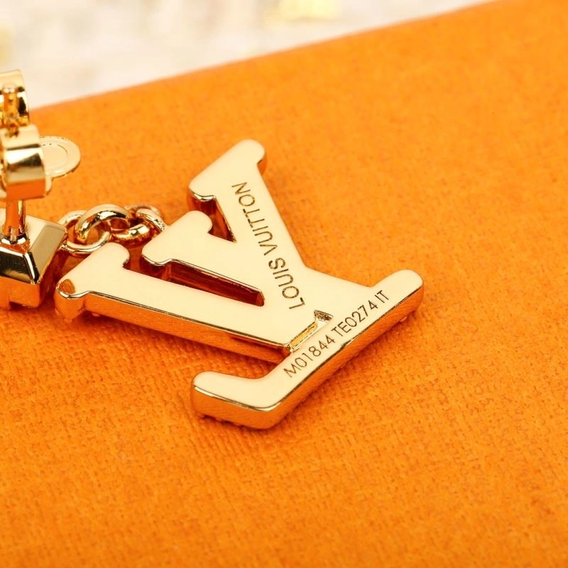 Sleek Louis Vuitton Earrings 250607