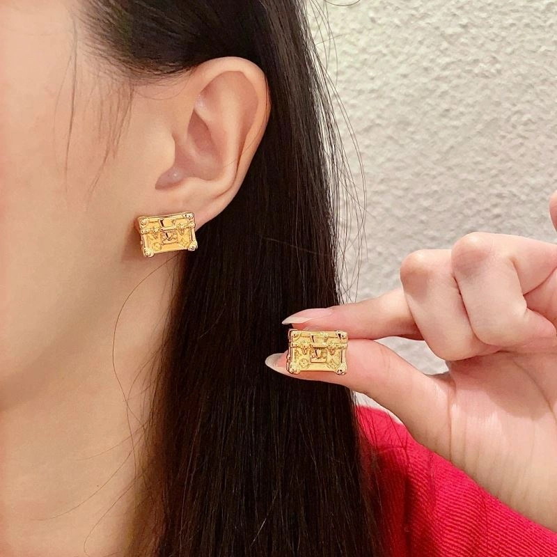 MultiPurpose Louis Vuitton Earrings 250584
