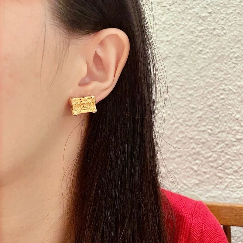 MultiPurpose Louis Vuitton Earrings 250584