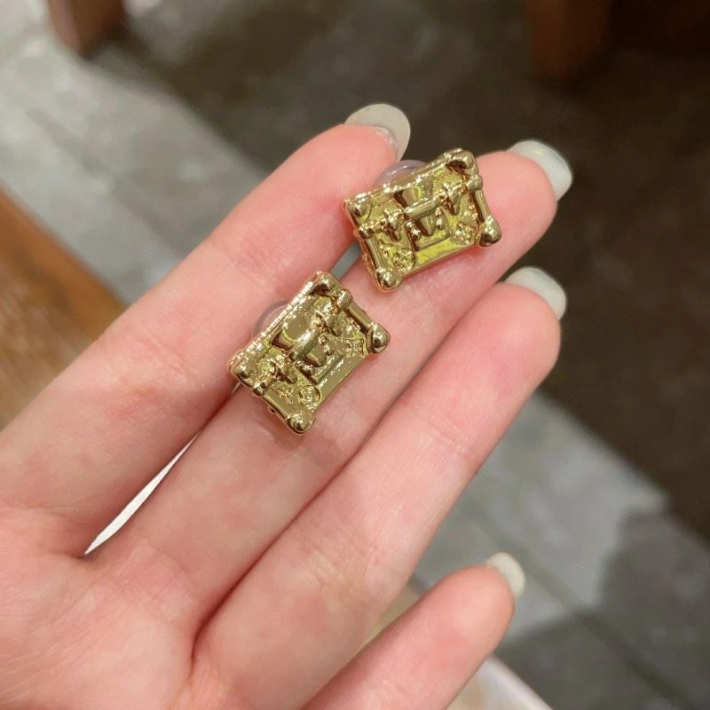 MultiPurpose Louis Vuitton Earrings 250584