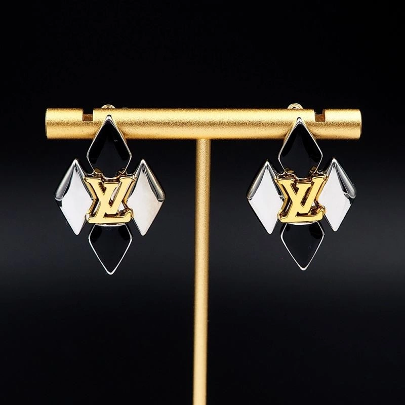 Classic Louis Vuitton Earrings 250586