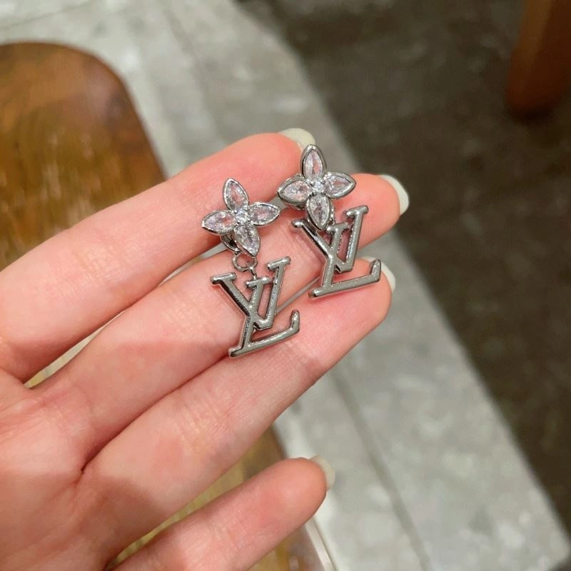 Louis Vuitton Earrings TravelReady 250220
