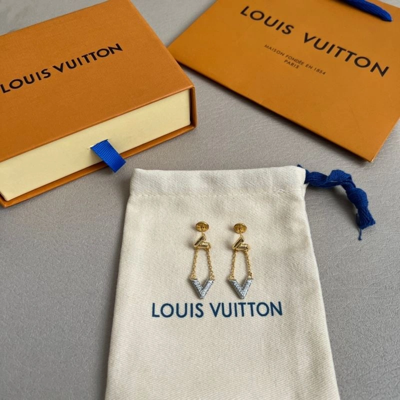 Louis Vuitton Earrings UrbanChic 250212