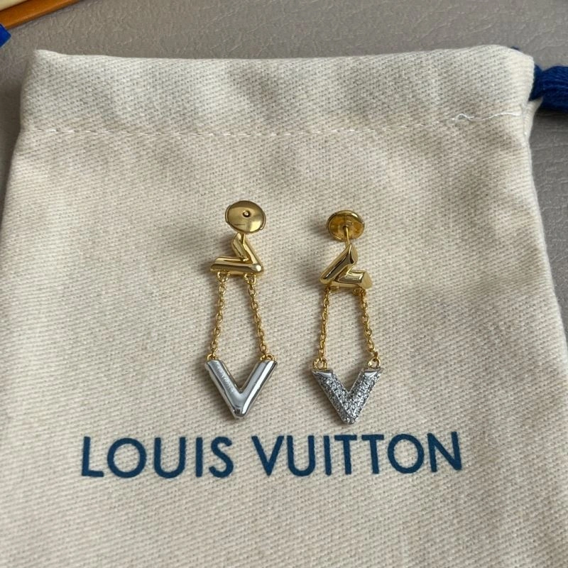 Louis Vuitton Earrings UrbanChic 250212