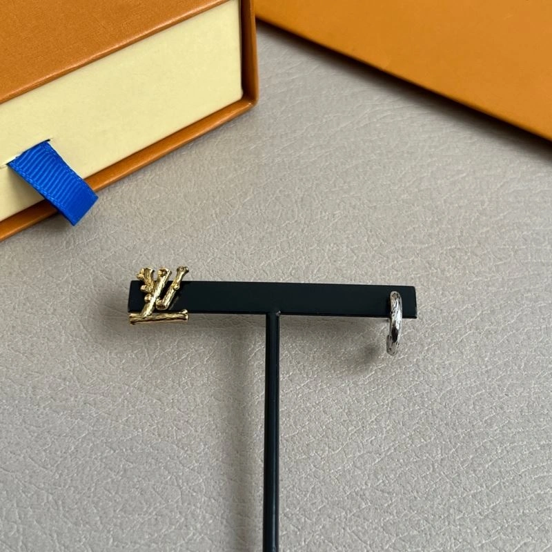 Comfortable Louis Vuitton Earrings 250225