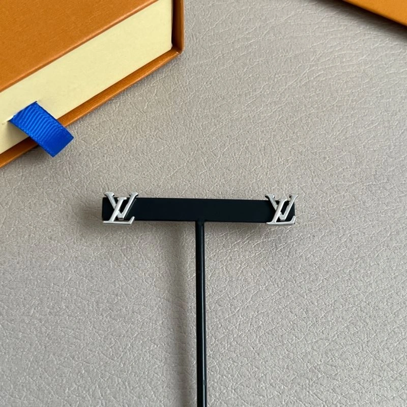 MoistureWicking Louis Vuitton Earrings 250208