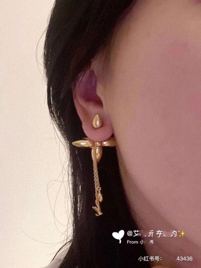 Vibrant Louis Vuitton Earrings 250196