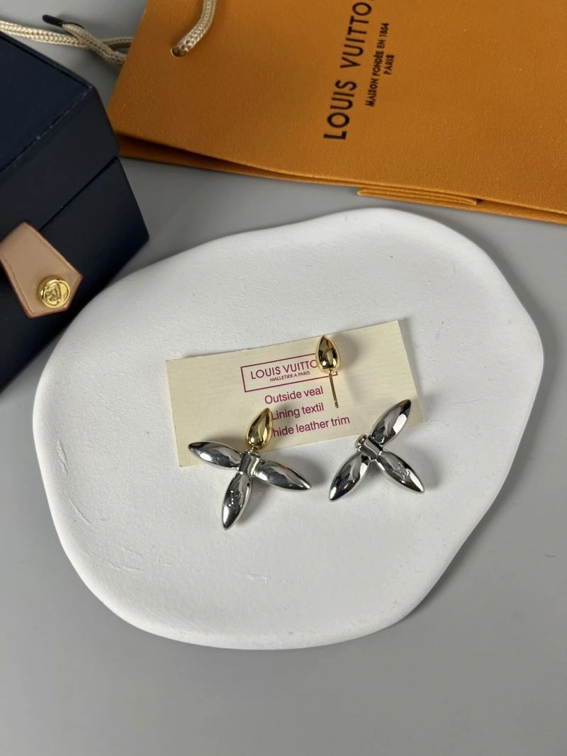 Supportive Louis Vuitton Earrings 250202