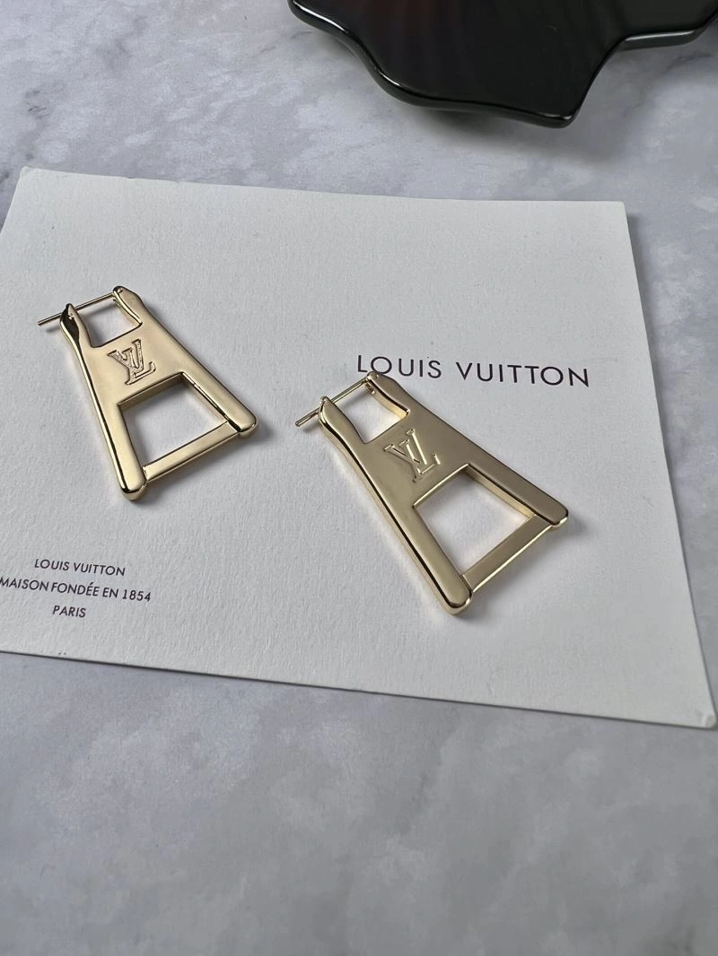 EyeCatching Louis Vuitton Earrings 250211