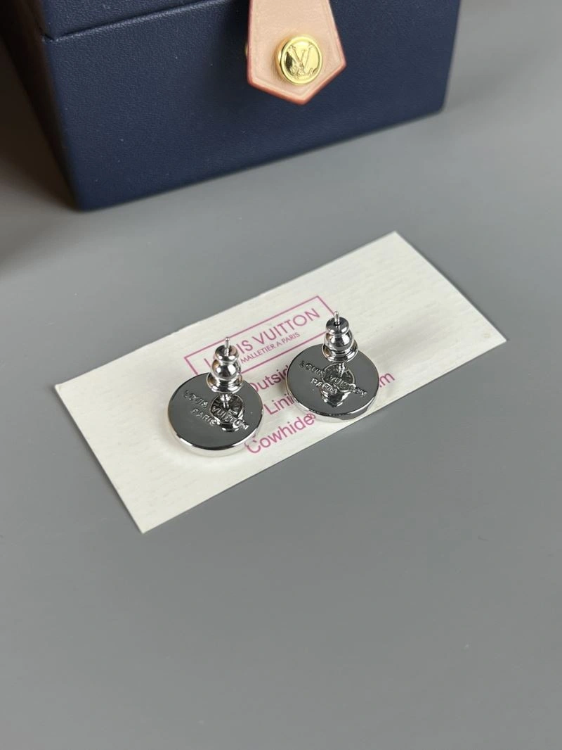 Louis Vuitton Earrings Comfortable 250206