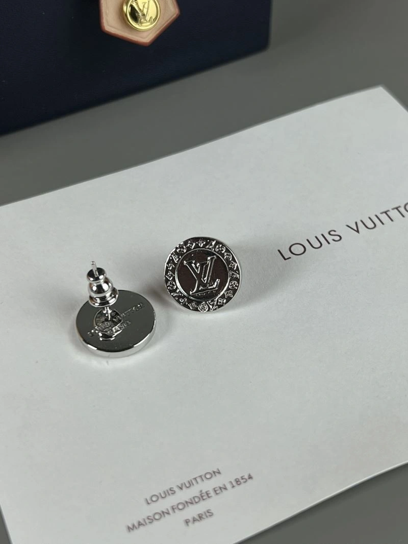 Louis Vuitton Earrings Comfortable 250206