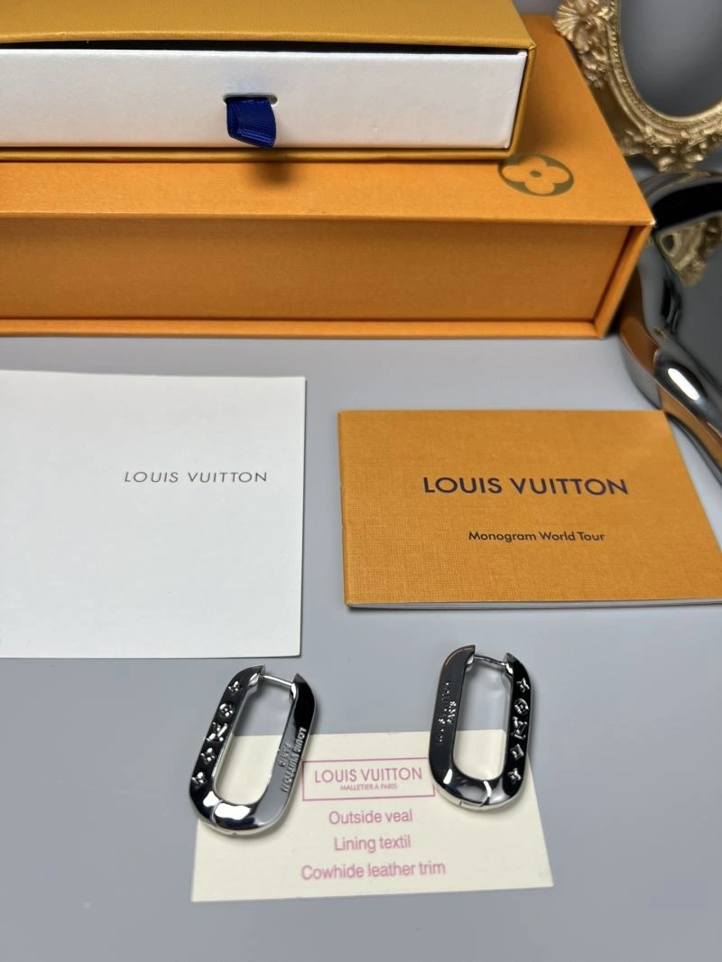 WellDesigned Louis Vuitton Earrings 250204