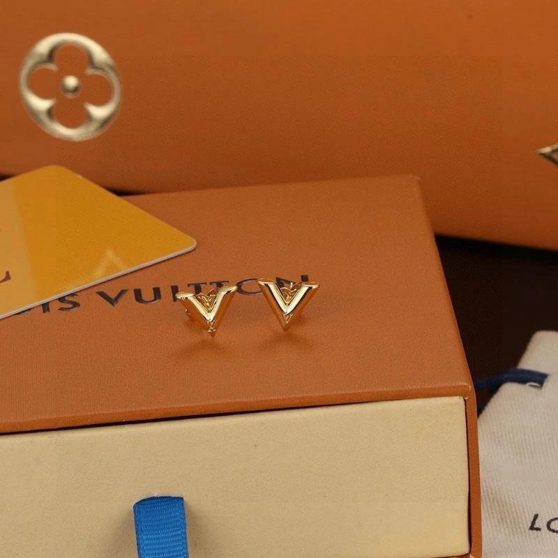 Lightweight Louis Vuitton Earrings 250185